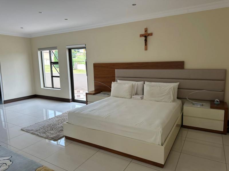 5 Bedroom Property for Sale in Golf View North West